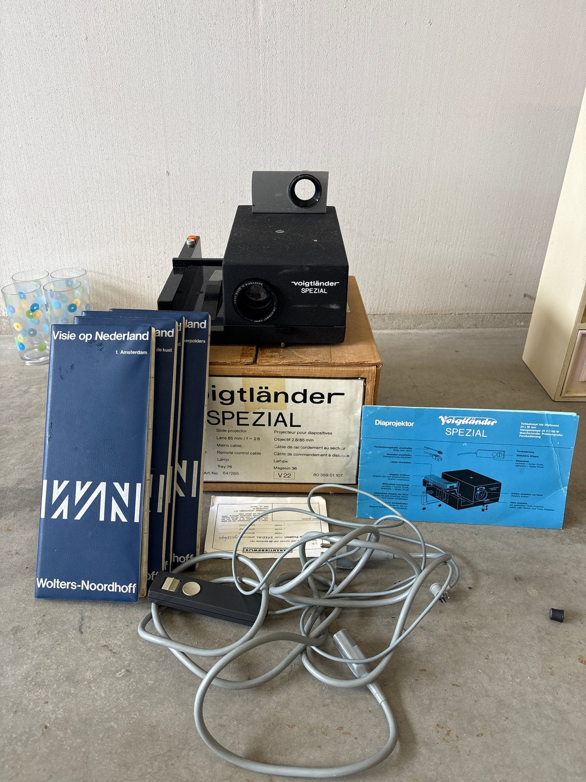 Voigtländer Spezial Diaprojector met accessoires, Ophalen of Verzenden, Gebruikt, Met scherm