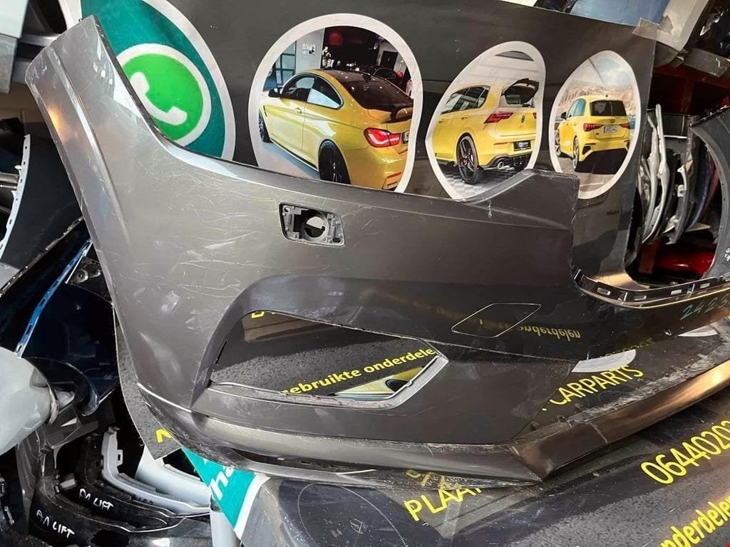 BUMPER VOLVO Xc 60 ORIGINEEL VOORBUMPER, Auto-onderdelen, Carrosserie en Plaatwerk, Gebruikt, Gunnar Engellaus vag 8
405 31  Gothenburg, SE