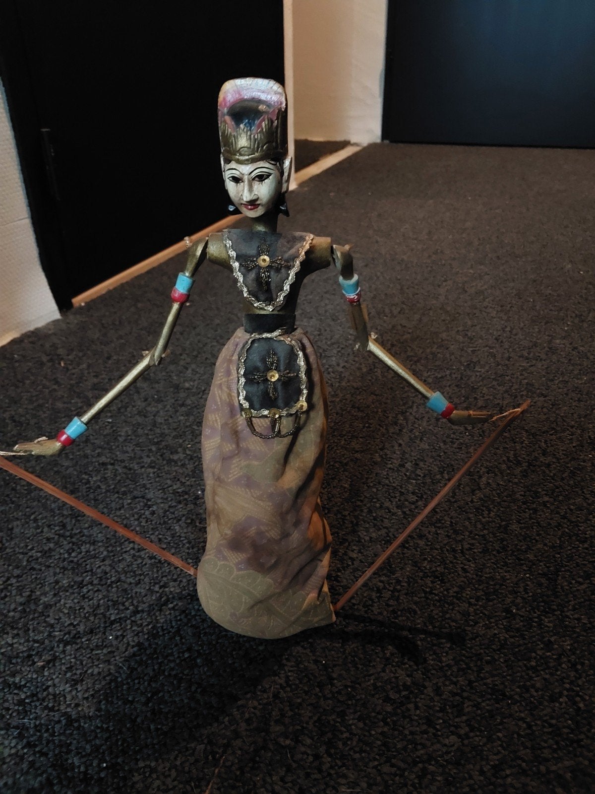 Antieke Wayang Golek pop - Handgemaakt Indonesisch, Verzamelen, Ophalen of Verzenden, Gebruikt, Pop