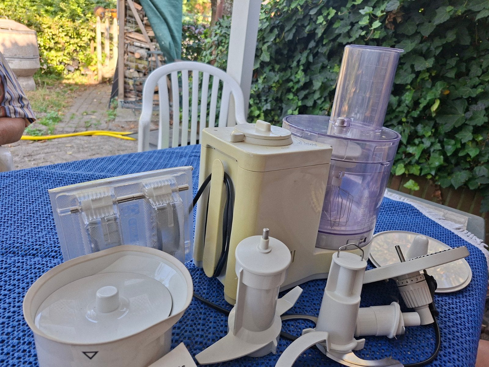 Braun keukenmachine, 1 tot 2 liter, Ophalen, Gebruikt, 3 snelheden of meer