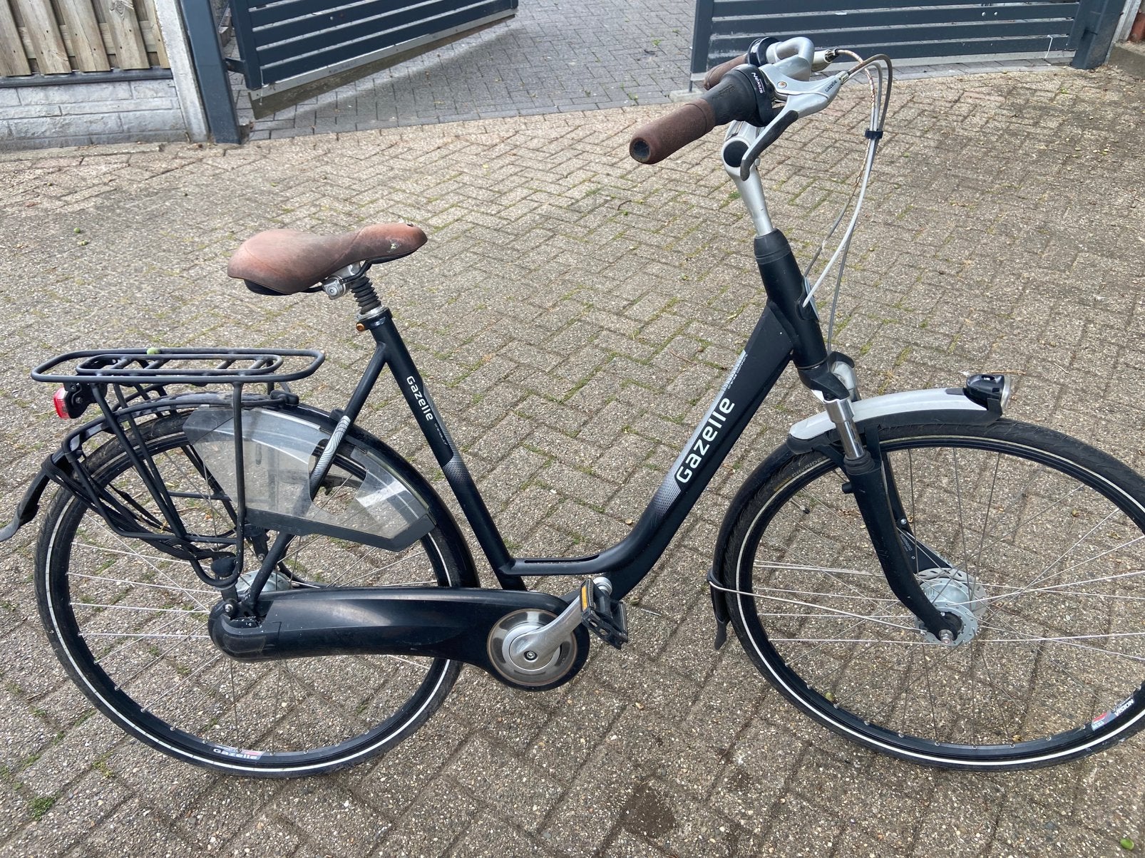 Gazelle damesfiets lees omschrijving, Fietsen en Brommers, Fietsen | Dames | Damesfietsen, Ophalen, Gebruikt, Gazelle