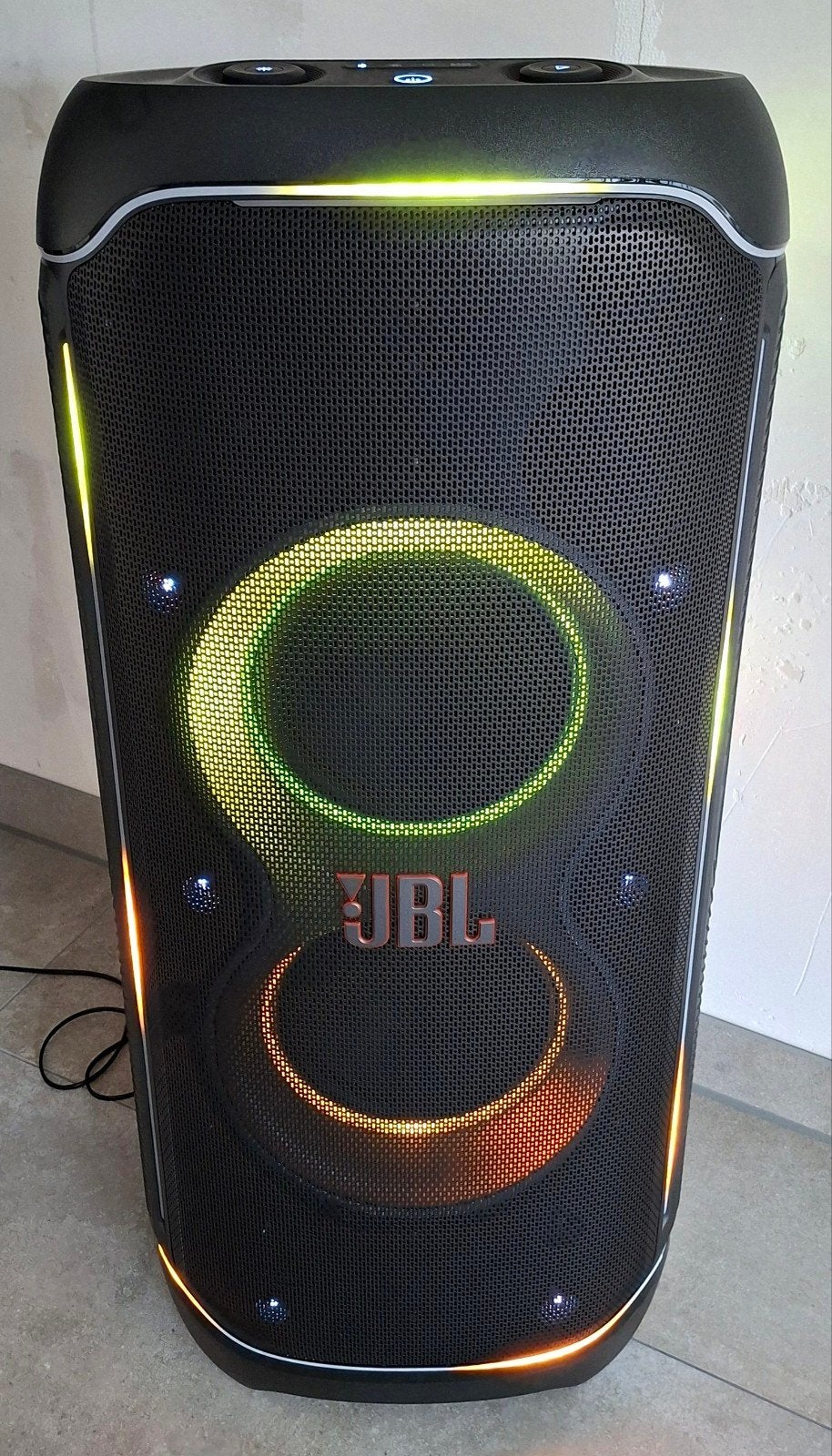 JBL ULTIMATE PARTYBOX 1100 watt NOG 12 MAANDEN GARANTIE