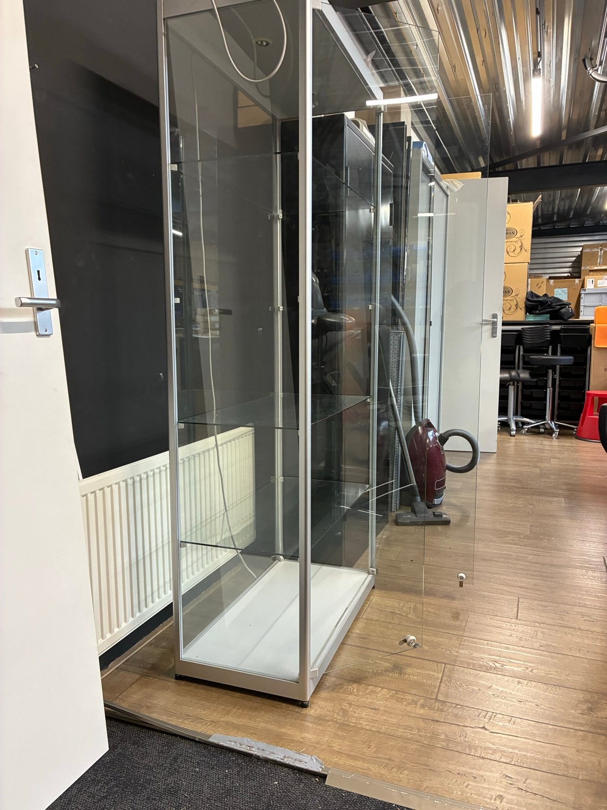 Glazen Vitrinekast met Verlichting en Slot, Huis en Inrichting, Kasten | Vitrinekasten, Ophalen, Gebruikt, 200 cm of meer, 50 tot 100 cm
