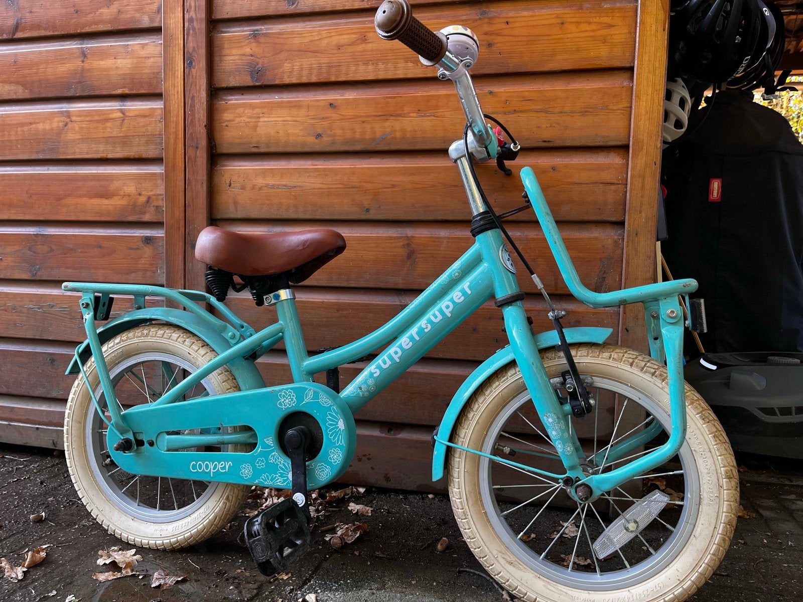 Kinderfiets 16 inch met zijwieltjes - Goede staat, Fietsen en Brommers, Ophalen, Gebruikt, 16 tot 20 inch, Zijwieltjes