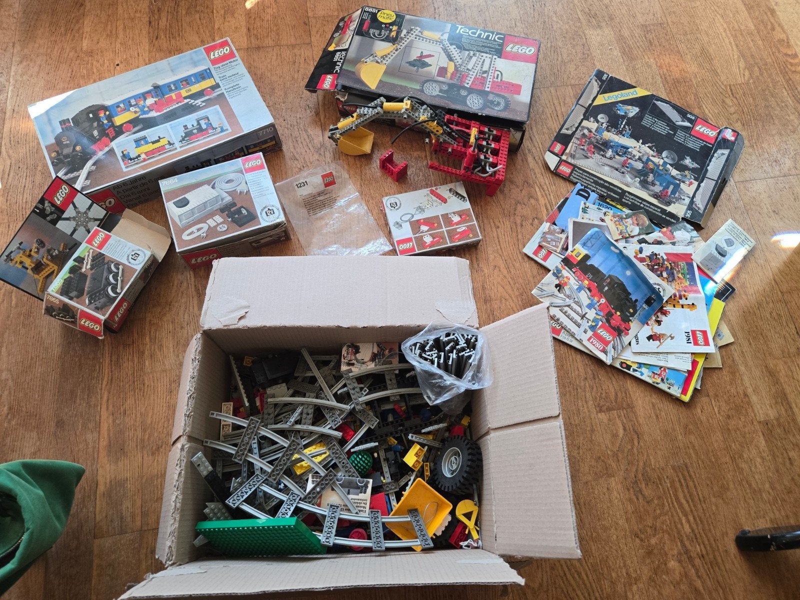 Vintage Lego mix oa 8851 met dozen/boekjes zelf uitzoeken, Kinderen en Baby's, Gebruikt, Lego, Ophalen of Verzenden, Losse stenen