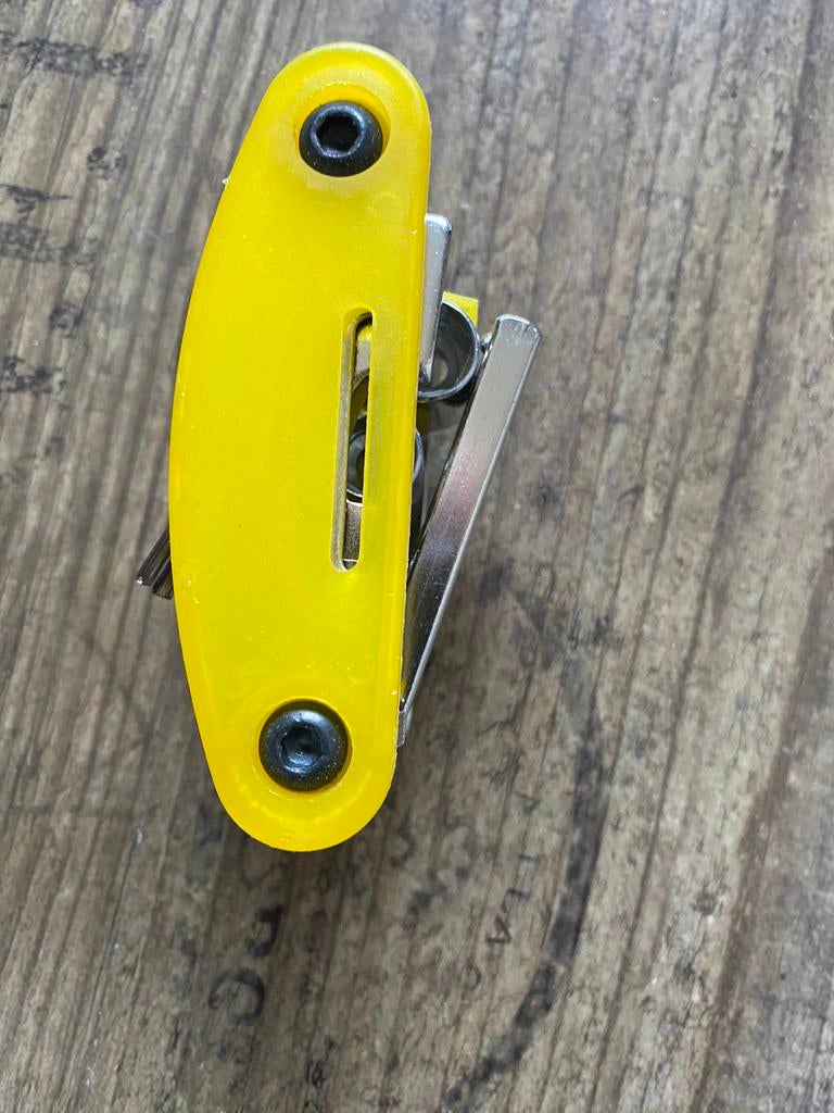 Handige multitool, Ophalen of Verzenden, Zo goed als nieuw