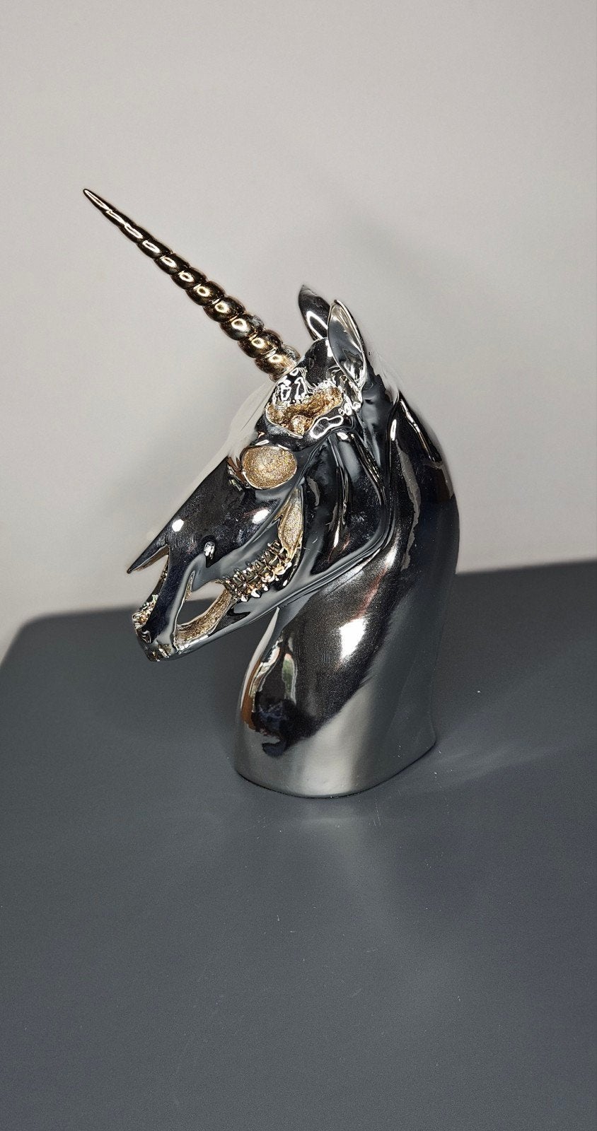 Beeldje 'Unicorn'. H.32.5cm, Verzamelen, Ophalen of Verzenden, Nieuw, Dier