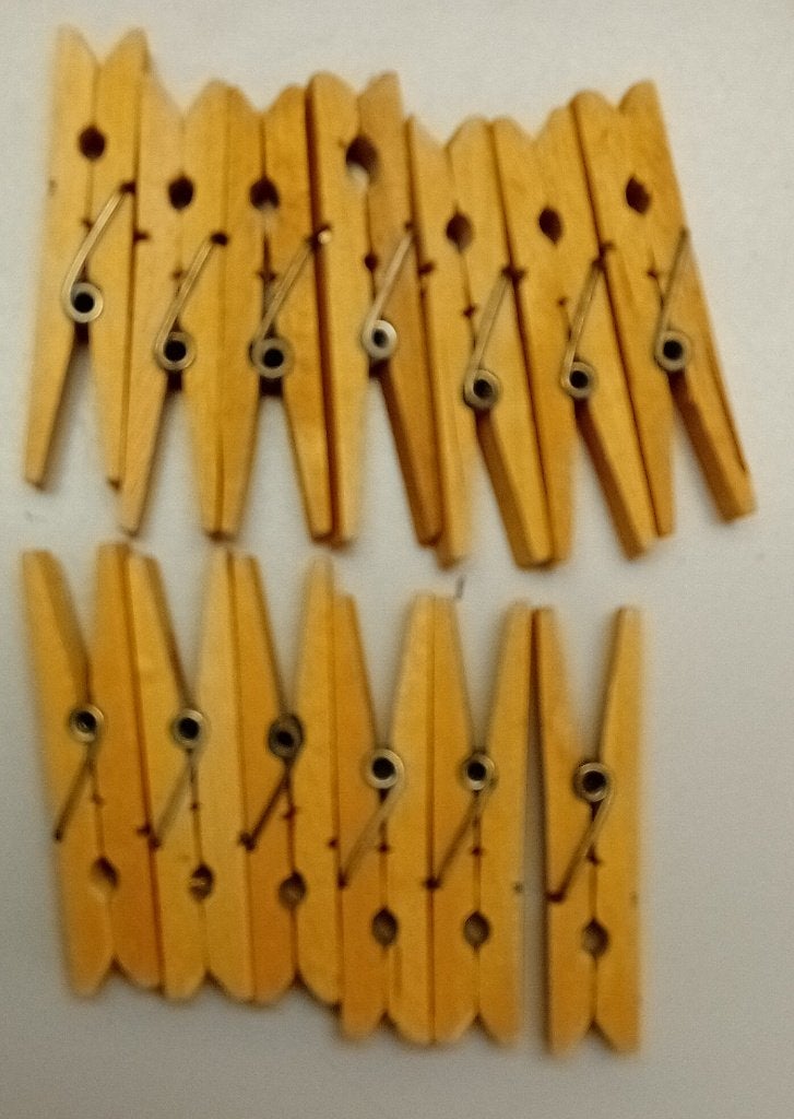 Te Koop: 13 houten wasknijpers, nieuw., Ophalen of Verzenden, Nieuw, Overige typen