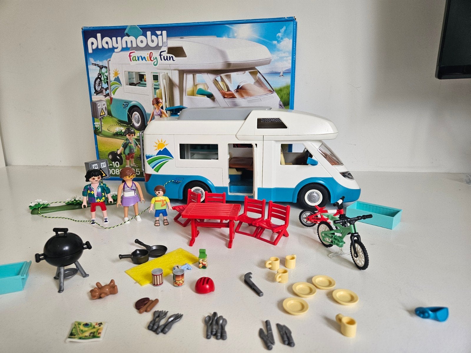 Playmobil Family Fun Camper 70088, Kinderen en Baby's, Speelgoed | Playmobil, Complete set, Voertuig, Zo goed als nieuw, Family fun