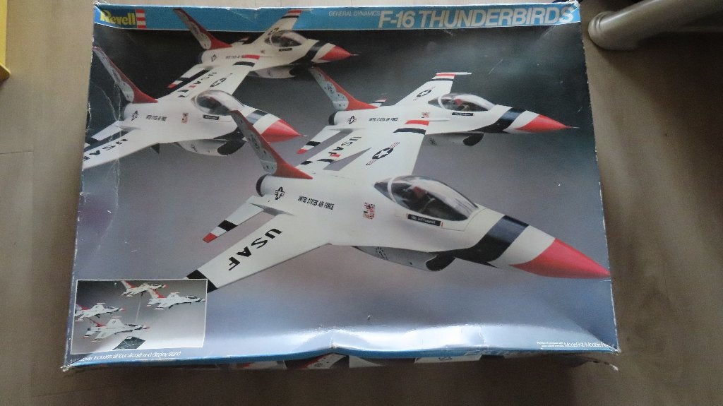 F-16 Thunderbirds 4 modellen! Revel 1/48, Overige merken, Gebruikt, Ophalen of Verzenden, Groter dan 1:72