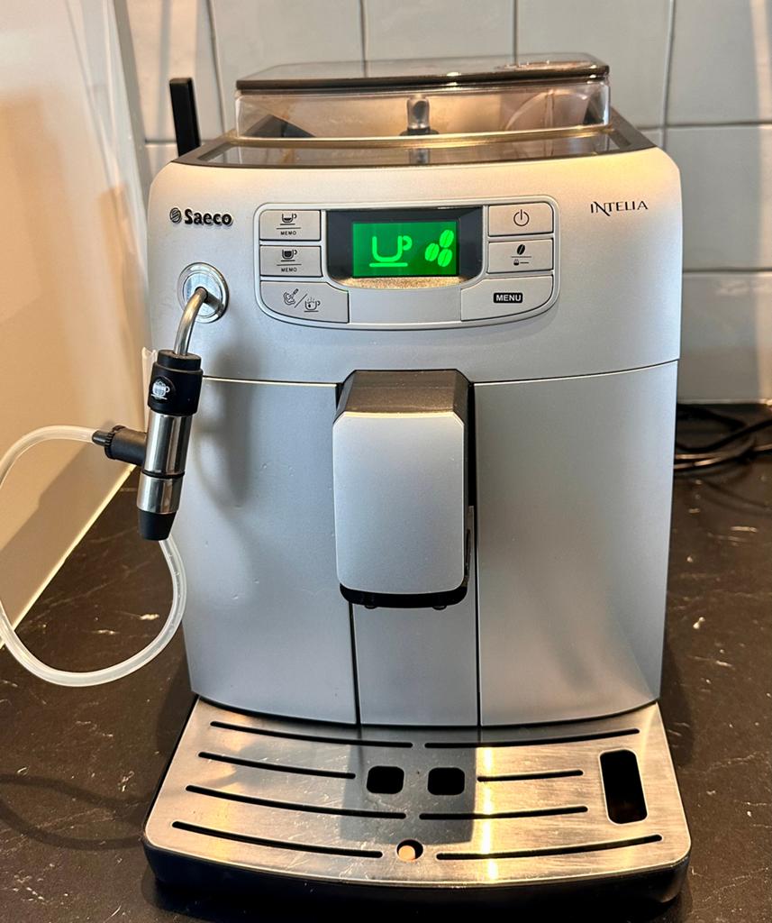 Philips/Saeco HD8752 Intelia Class volauto koffiemachine, Ophalen, Gebruikt, Espresso apparaat, 2 tot 4 kopjes