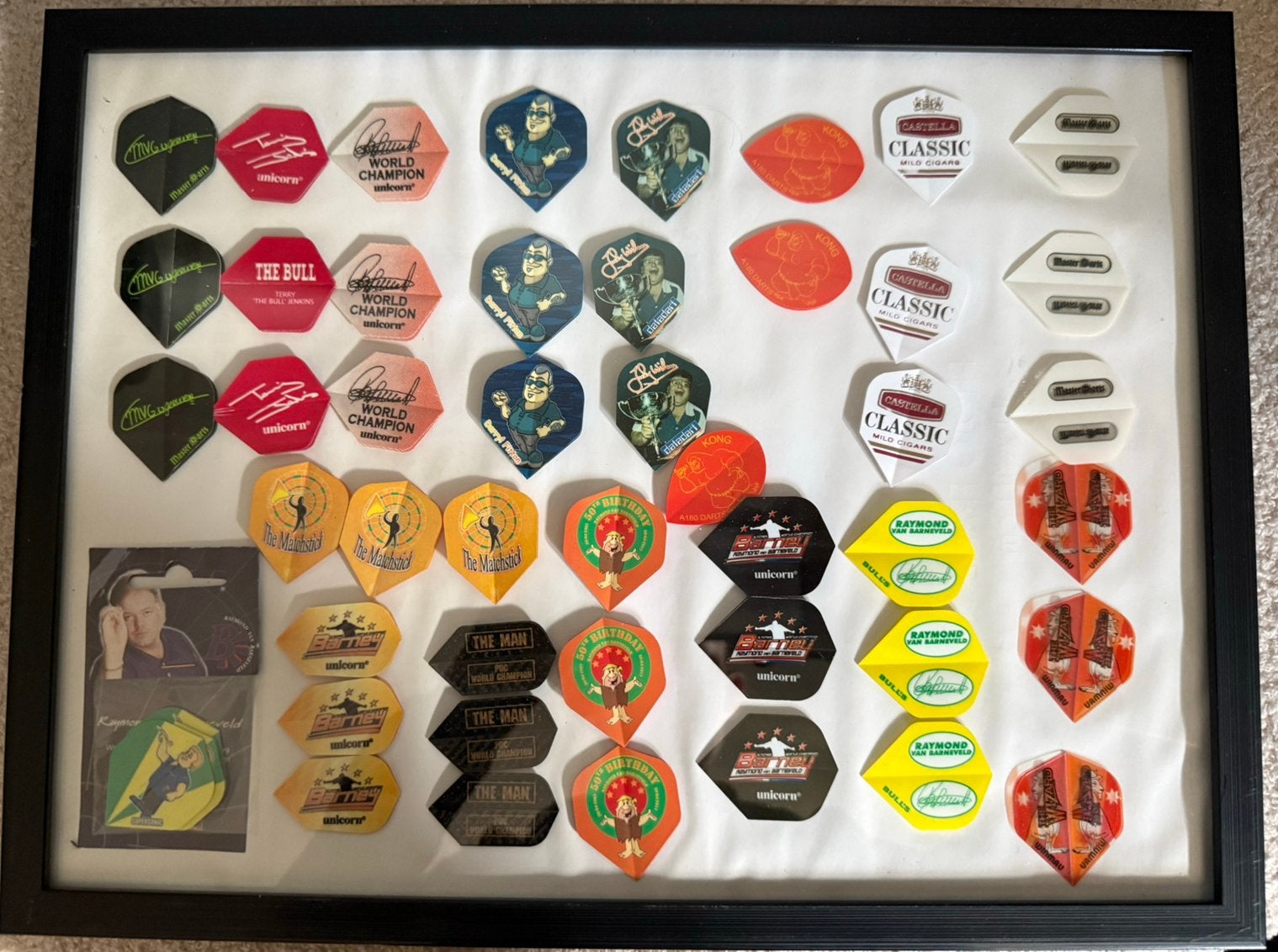 16 setjes dartflights ingelijst, Ophalen, Nieuw, Flights