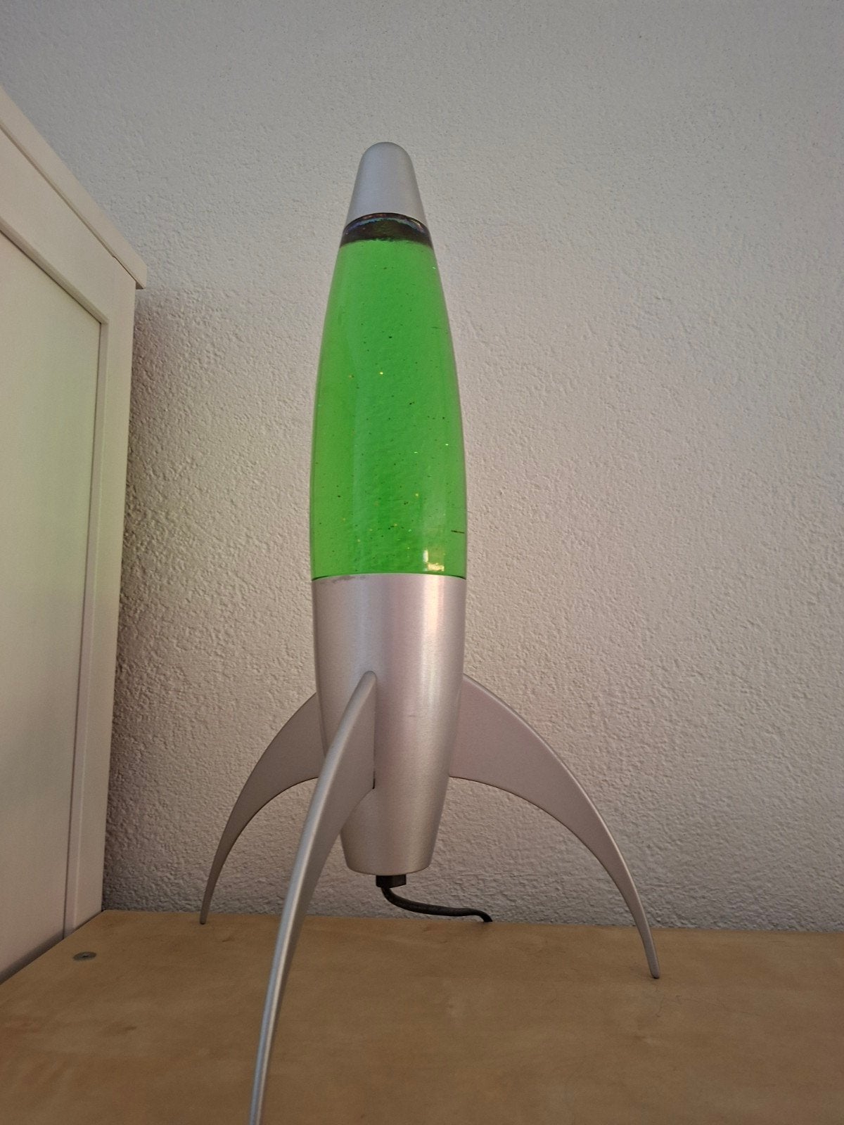 Groene lavalamp raketstijl, Huis en Inrichting, Ophalen, Zo goed als nieuw, Groen, Modern