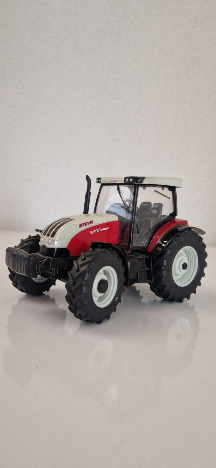 steyr 6135 profi schaalmodel merk onbekend, Ophalen, Gebruikt, Tractor of Landbouw, Overige merken