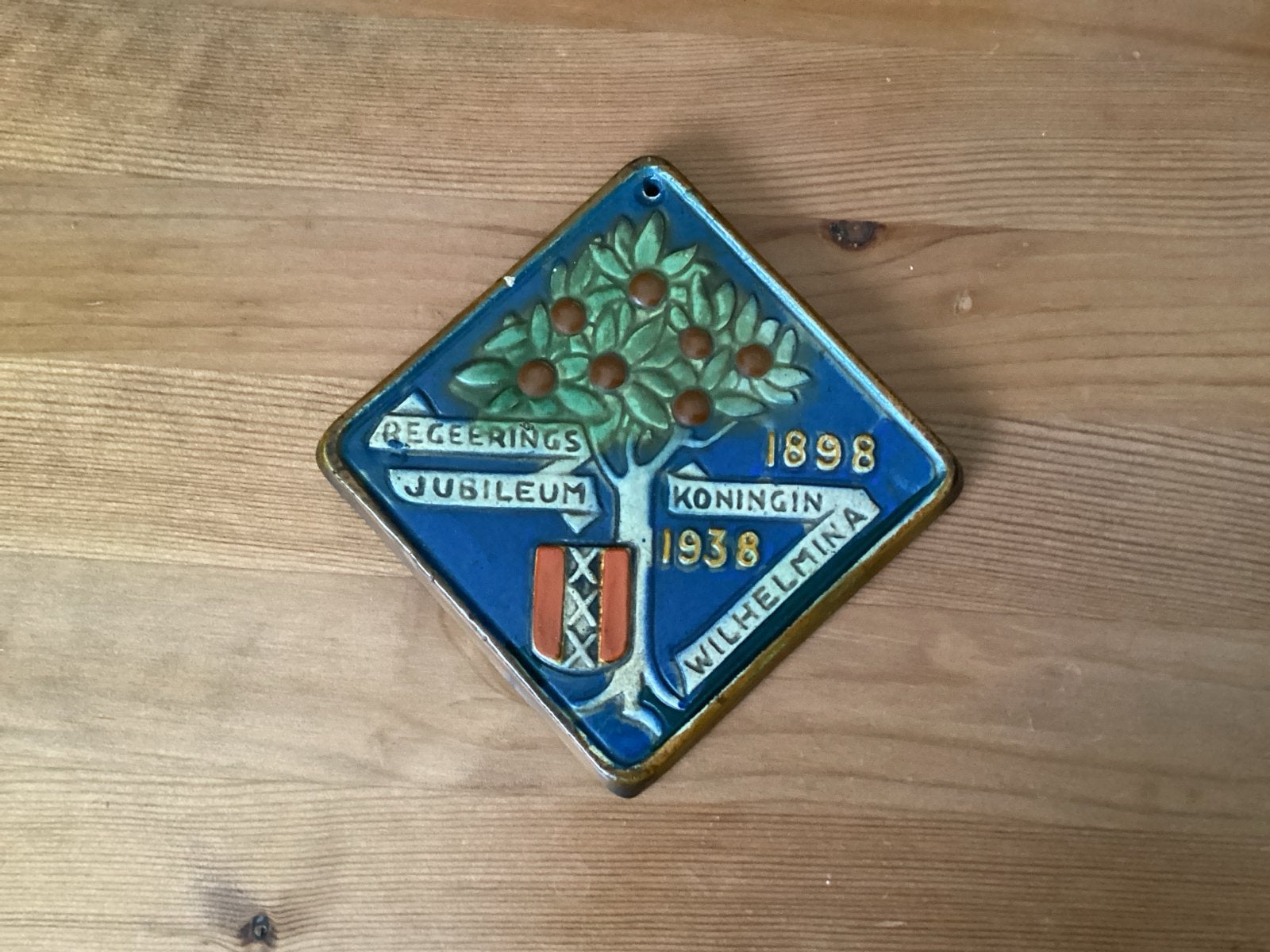 Regeringsjubileum Koningin Wilhelmina Plaquette 1898-1938, Ophalen of Verzenden