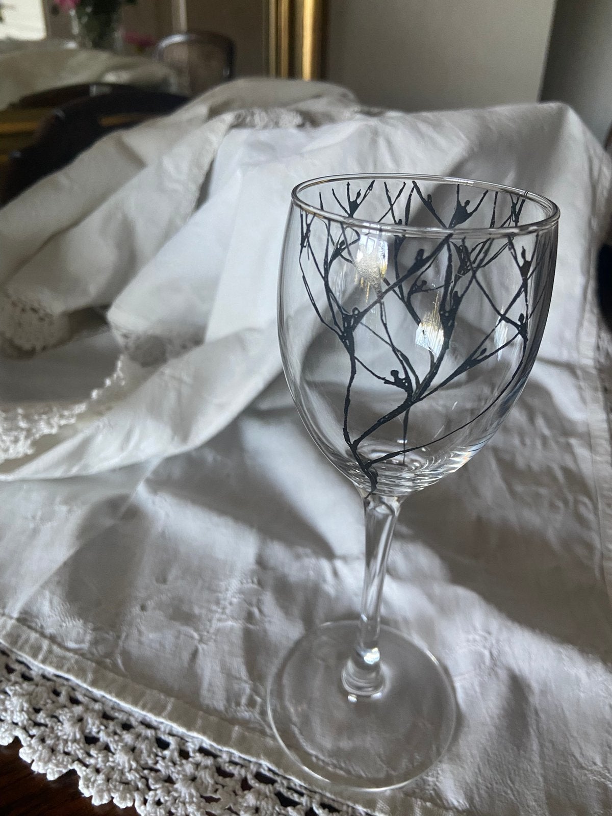 Wijnglas met beschildering van Corrie Ammerlaan- Van Niekerk, Ophalen of Verzenden