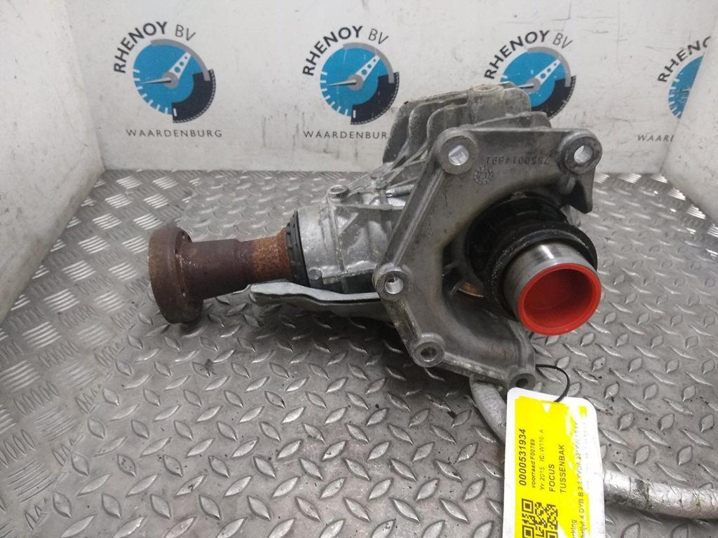 FORD FOCUS ST TUSSENBAK 2015, Auto-onderdelen, Ophalen of Verzenden, Gebruikt, ARN erkend