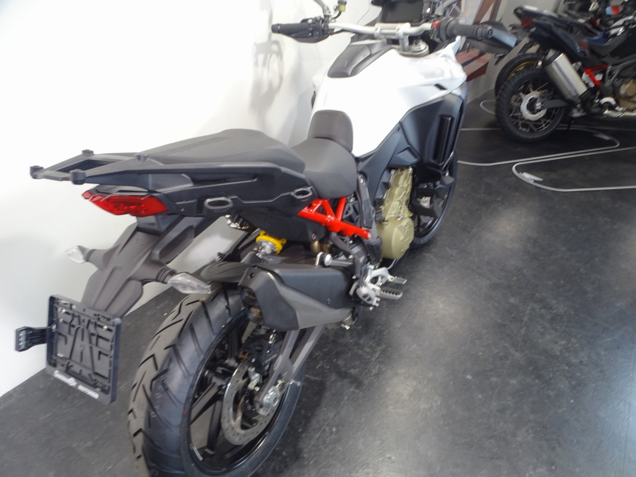 Ducati Multistrada V4 S RADAR FORGED WHEELS, Bedrijf, Meer dan 35 kW, Toermotor