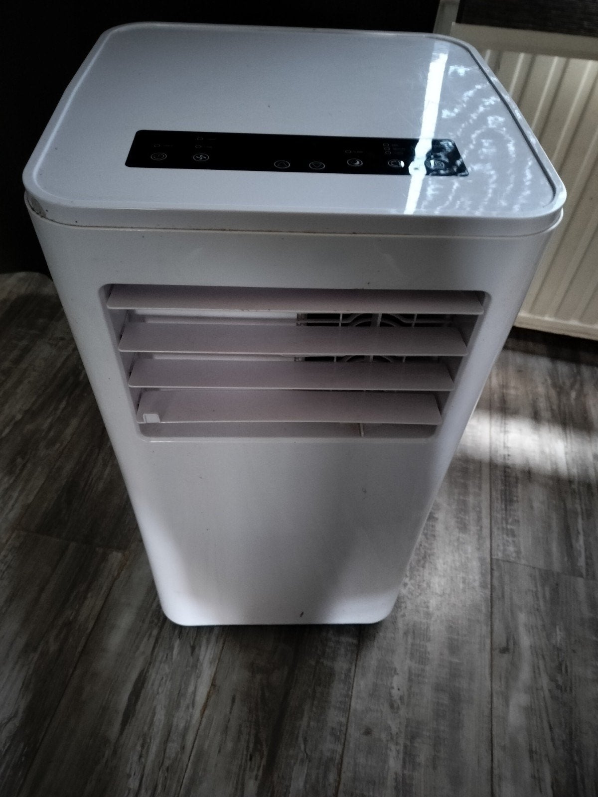Mobiele airco 9000 BTU/h (2.64kW) - Koelen en Ontvochtigen, Gebruikt, Minder dan 60 m³, Ophalen of Verzenden, Koelen en Ontvochtigen