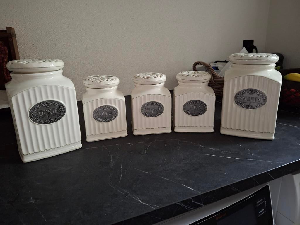 Riverdale, Overige typen, Ophalen of Verzenden, Overige stijlen, Glas
