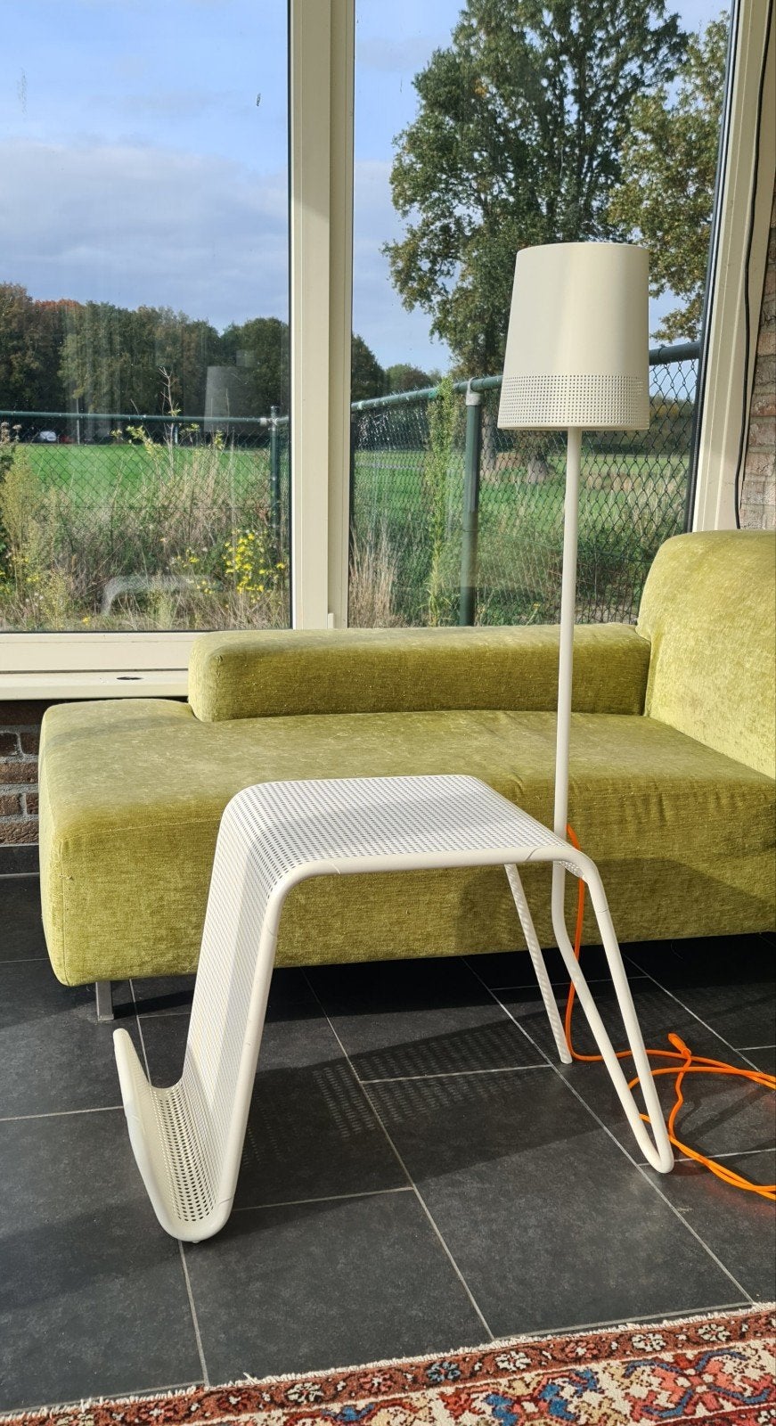BIJZETTAFEL MET LAMP, IKEA
PS 2014, Thomek Rygalik, Ophalen, Minder dan 45 cm