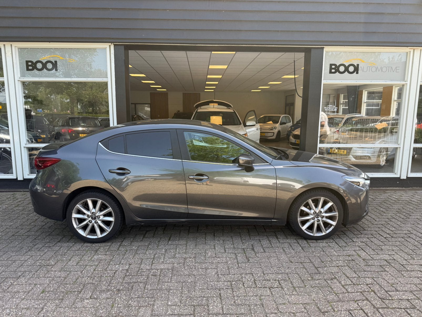 Mazda 3 Skyactiv-d 150 pk VASTE PRIJS Clima navi, Auto's, Voorwielaandrijving, 4 cilinders, 2191 cc, Bedrijf