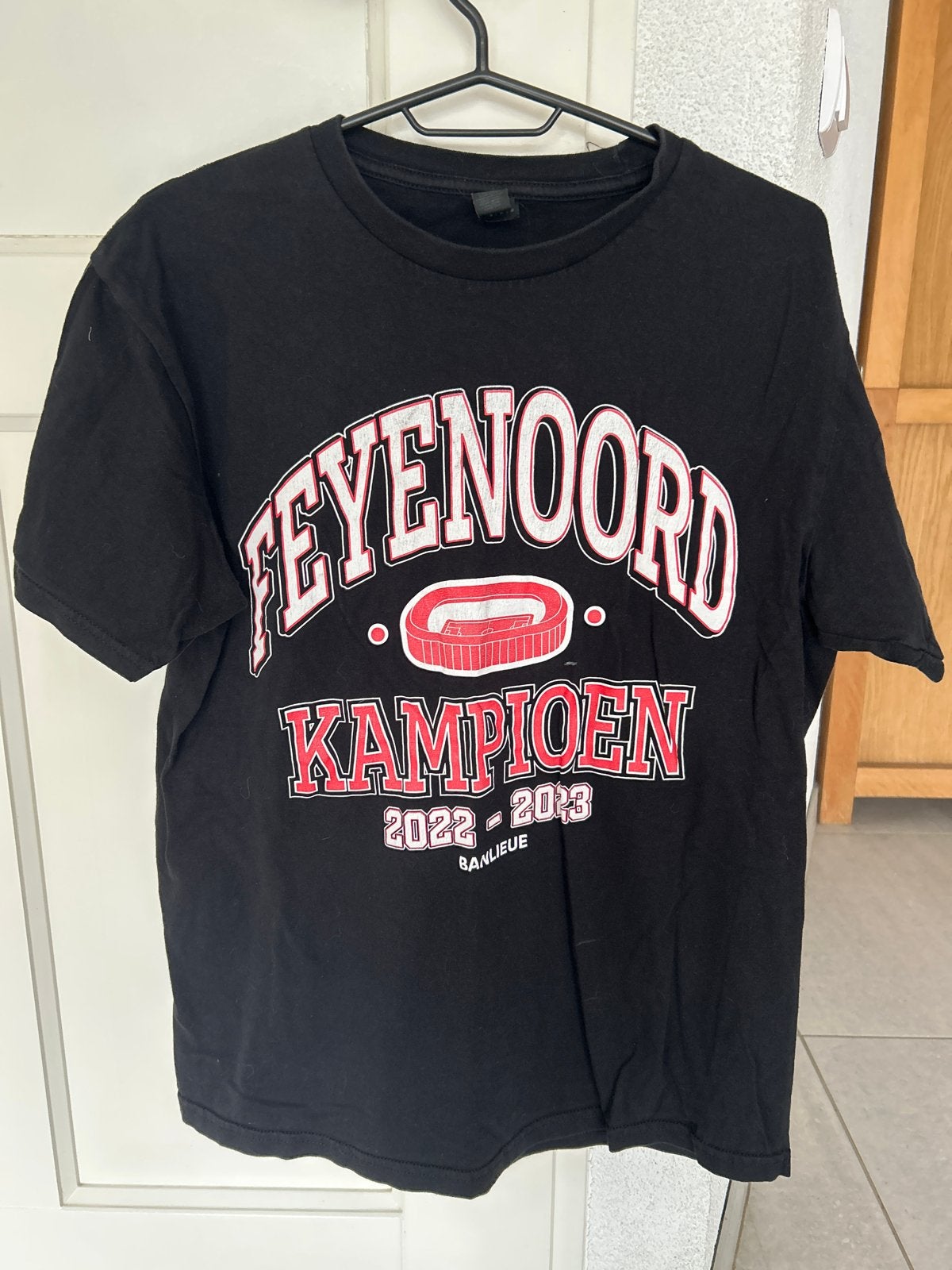 Feyenoord Kampioen 2022-2023 T-shirt Zwart Maat M, Ophalen, Zo goed als nieuw, Maat 48/50 (M), Zwart