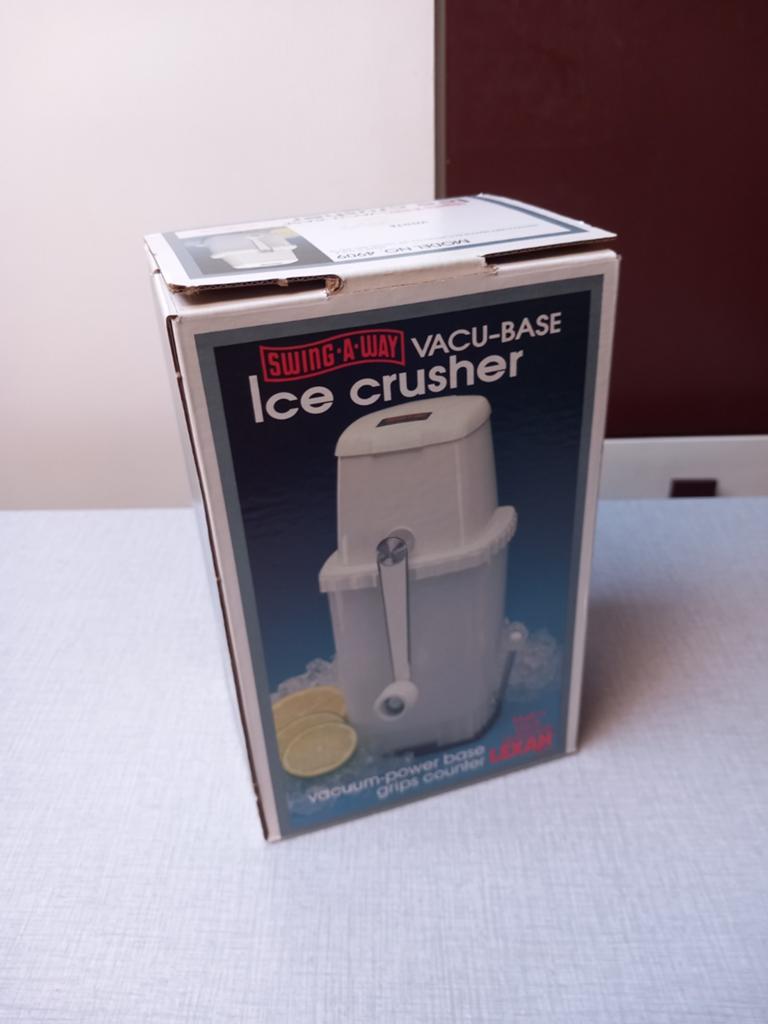 Swing-a-way ice crusher, wit (ijsmaler), Ophalen of Verzenden, Zo goed als nieuw