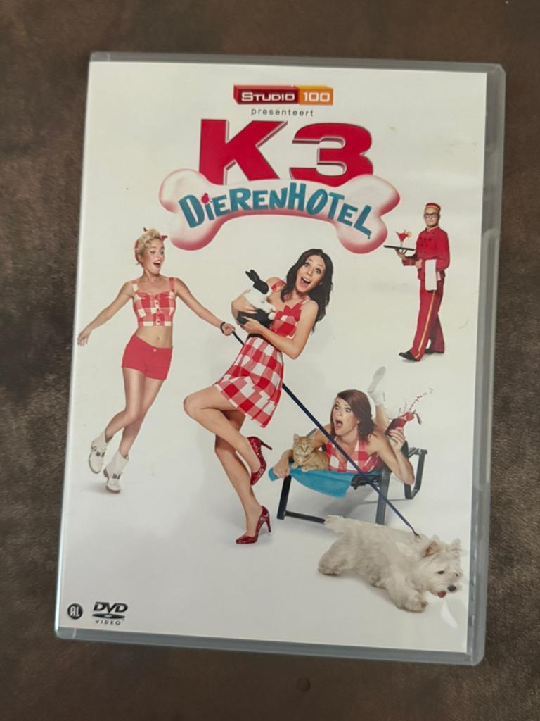 K3 Dierenhotel DVD - Studio 100 Film, Cd's en Dvd's, Avontuur, Gebruikt, Alle leeftijden, Ophalen of Verzenden