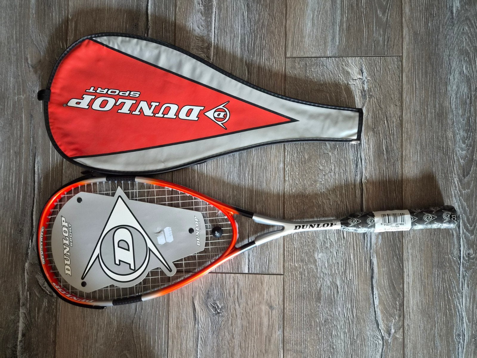 Nieuw Dunlop Squash Racket met Hoes, Sport en Fitness, Squash, Ophalen of Verzenden, Nieuw, Racket, Met hoes