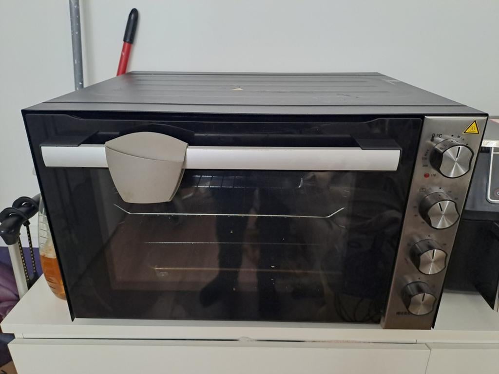 Compacte oven met grillfunctie - Ideaal voor kleine ruimtes, Minder dan 45 cm, Ophalen of Verzenden, Oven met grill, Gebruikt
