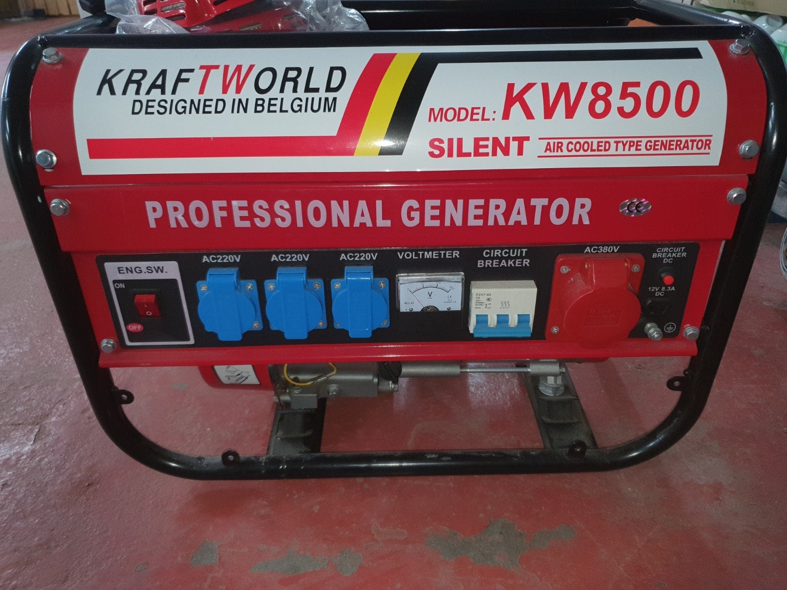 Kraftworld KW8500 aggregaat - Zo goed als nieuw, Doe-het-zelf en Verbouw, Ophalen of Verzenden