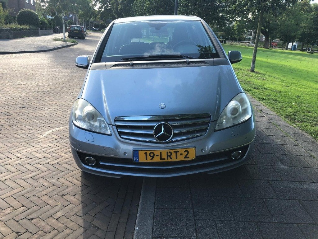 Mercedes-Benz A-Klasse 1.7 A180 5DRS CVT 2010 Blauw, Auto's, Zwart, 4 cilinders, Blauw, Leder en Stof