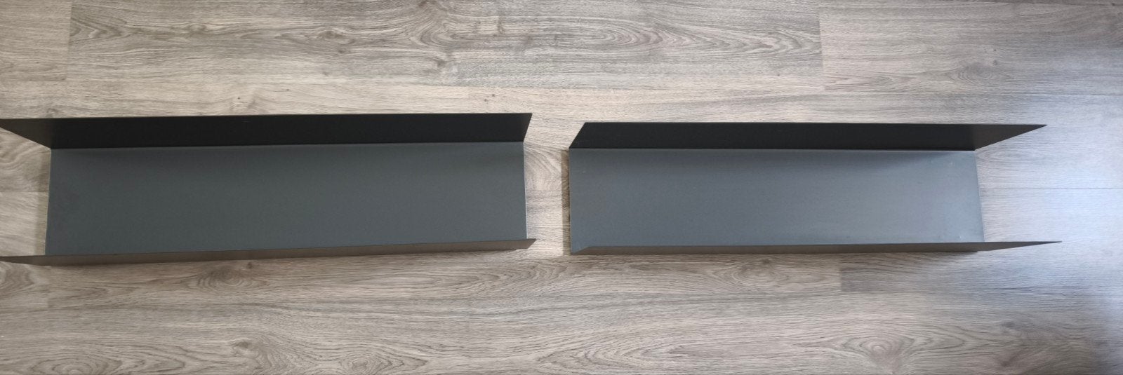 IKEA BOTKYRKA Wandplanken (2 stuks) - Metaal 80x20cm, Ophalen of Verzenden, Gebruikt