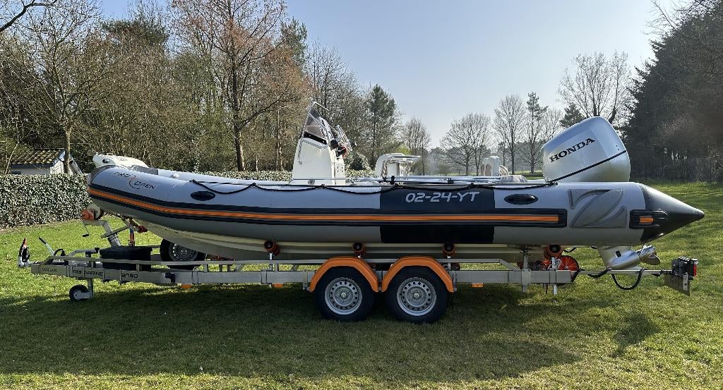 Zodiac 650 pro open met trailer, Ophalen, Zo goed als nieuw
