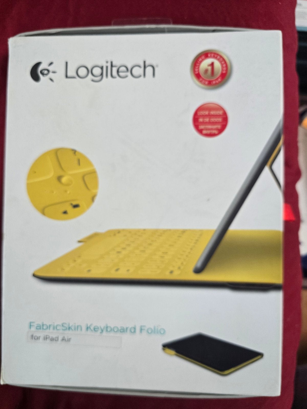 Logitech FabricSkin Keyboard Folio voor iPad Air, Computers en Software, Toetsenborden, Zo goed als nieuw, Qwerty, Draadloos, Ophalen of Verzenden