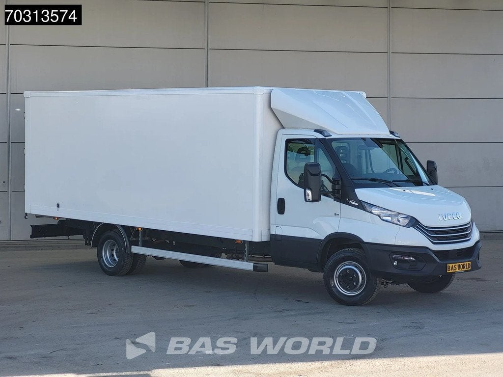 Iveco Daily 72C21 3.0L Automaat XL 551cm Lang Dubbellucht 21, Auto's, Bestelauto's, Automaat, Stof, Gebruikt, Euro 6