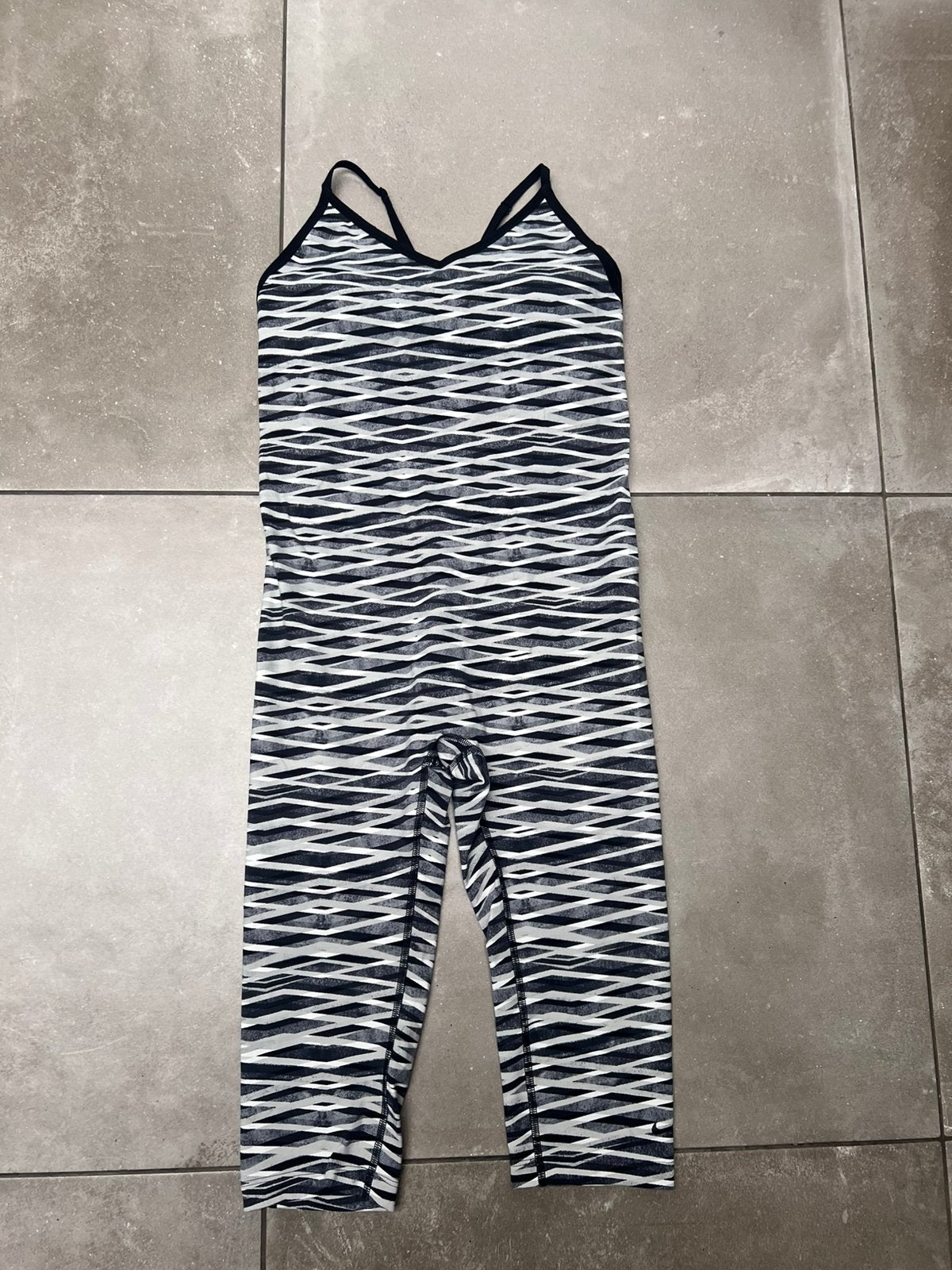 NIKE FITNESS JUMPSUIT TRANINING SPORT PAK MAAT L, Overige kleuren, Maat 42/44 (L), Ophalen of Verzenden, Fitness of Aerobics