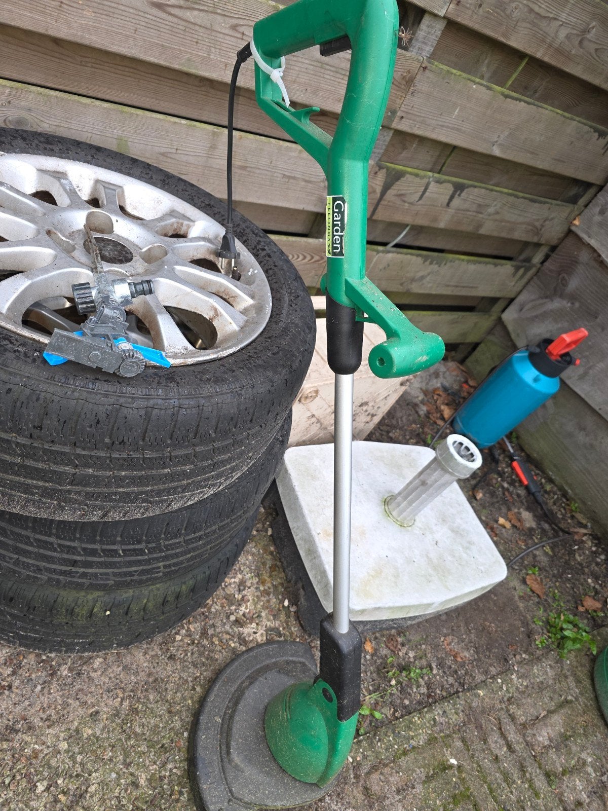 Goed werkende grastrimmer - Ideaal voor de tuin!, Ophalen, Gebruikt, Elektrisch, Garden