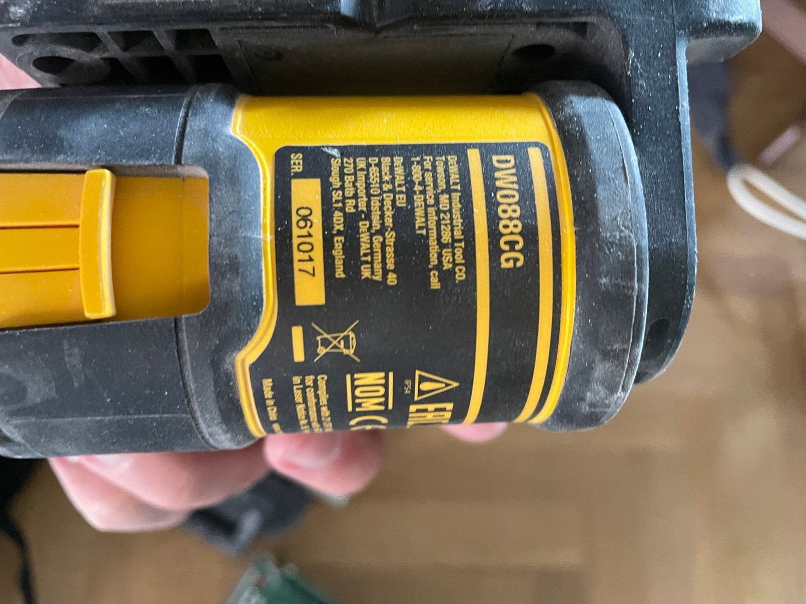 Kruislijnlaser DeWalt | DW088CG, Ophalen, Zo goed als nieuw, Overige meters