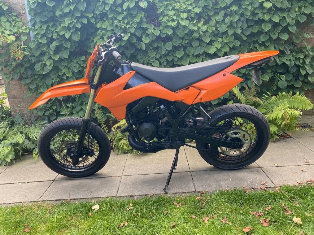 CPI SM 50cc 2 takt schakelbrommer KTM, Ophalen, 6 versnellingen, Maximaal 45 km/u, Zo goed als nieuw