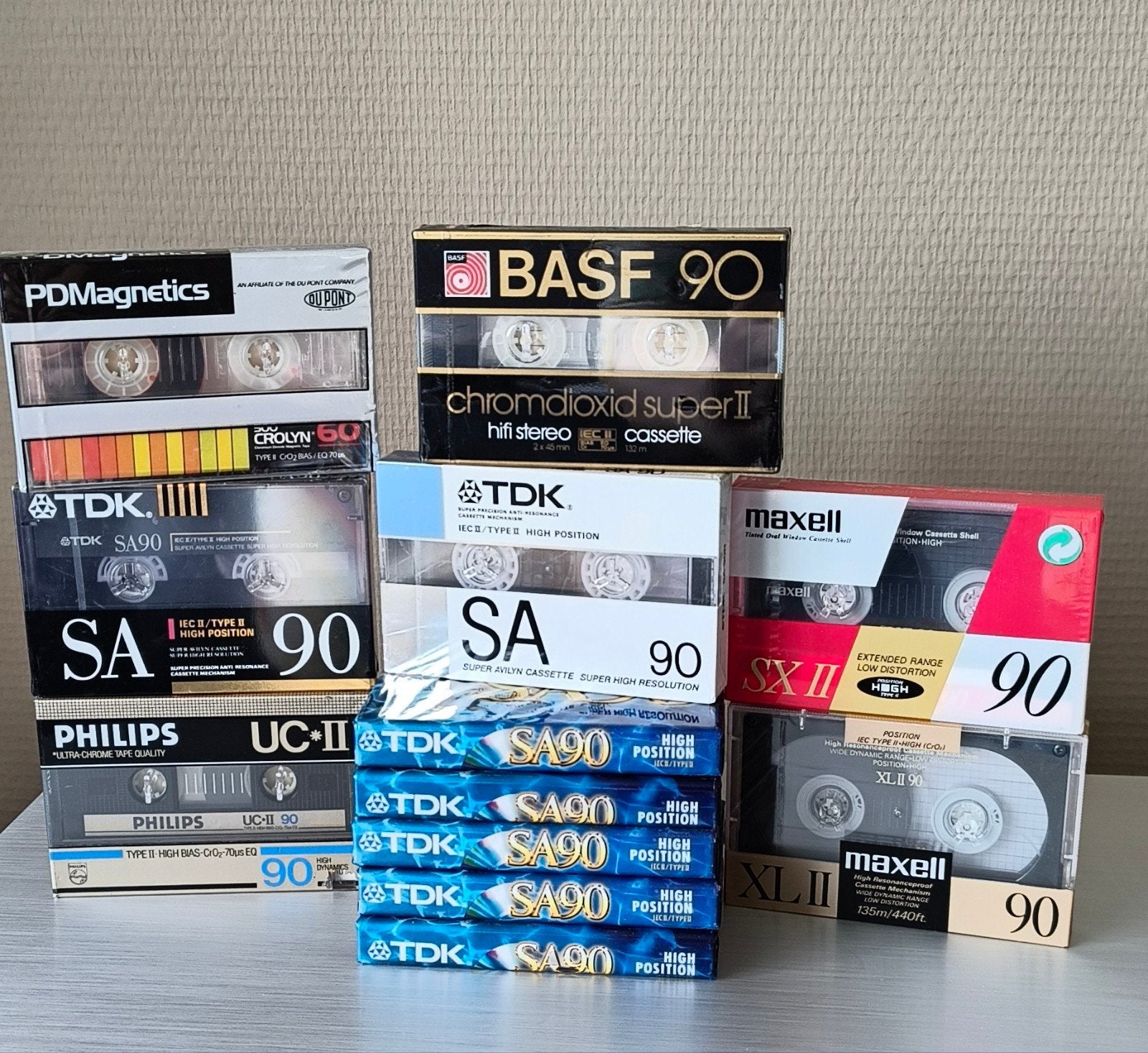 12 nieuwe cassettebandjes chroom. In verpakking, Ophalen, 2 t/m 25 bandjes, Overige genres, Nieuw in verpakking