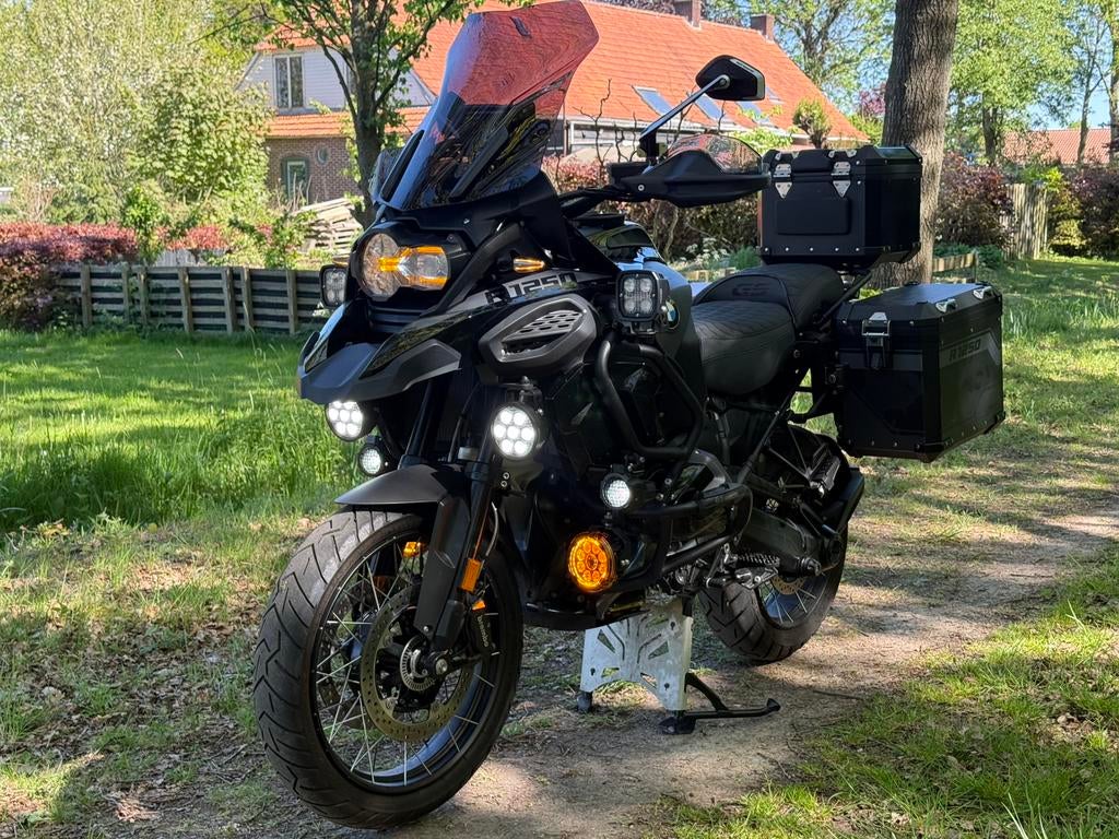 BMW R1250 GS Adventure Triple Black | Akrapovic | Full Optie, 2 cilinders, 1254 cc, Nieuw, Motorrijbewijs A