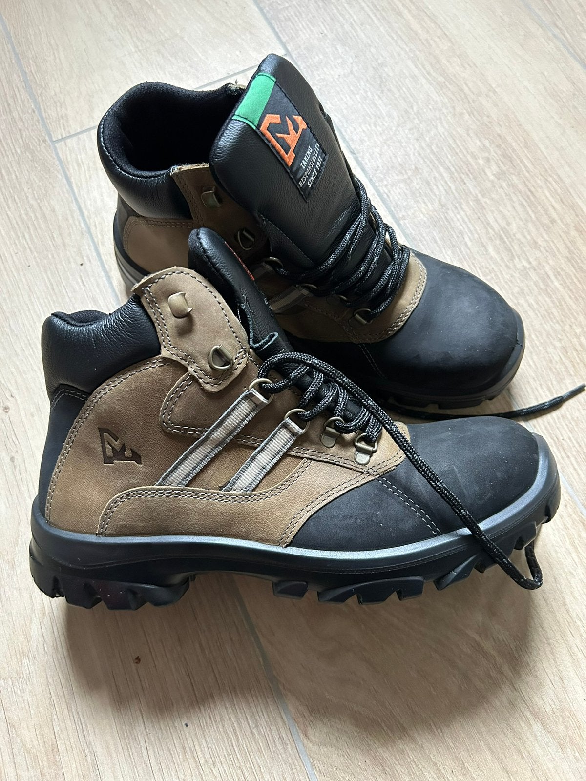 Emma Nestor 41 en 42 NIEUW werkschoenen veiligheidsschoenen, Verzenden, Nieuw, Zwart, Werkschoenen