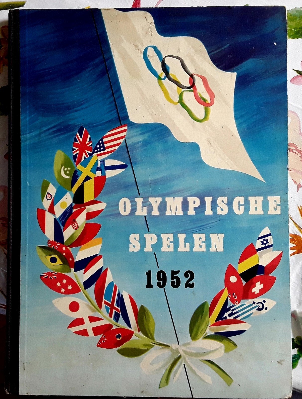 olympische spelen 1952, Boeken, Ophalen of Verzenden, Gelezen