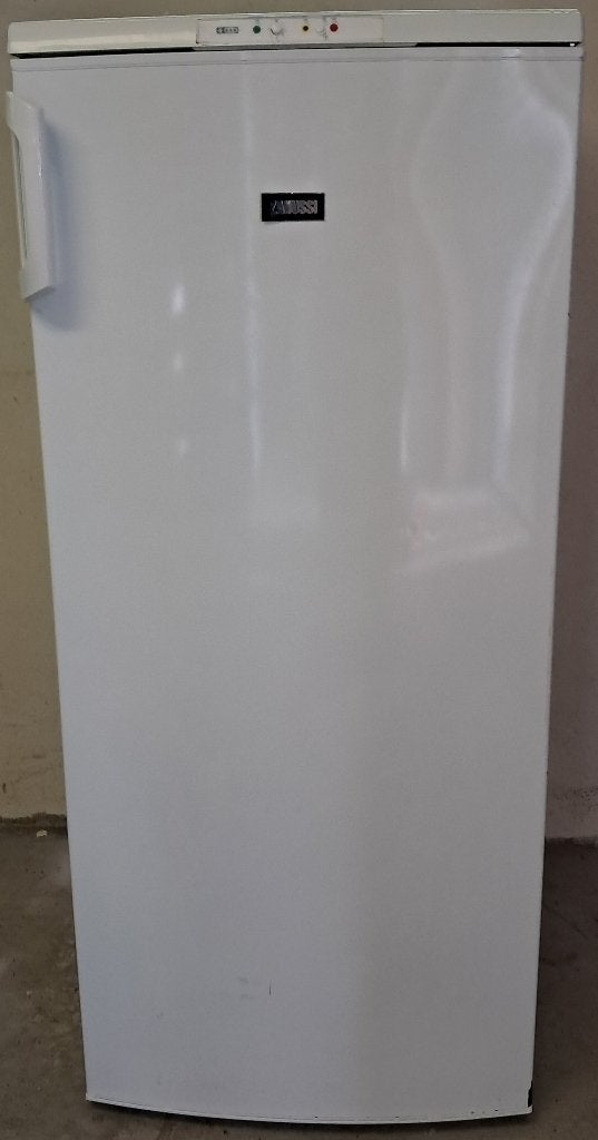 Zanussi ZFU19400WA vriezer, 6 lades, 199L, A+, Gebruikt, 120 tot 140 cm, Energieklasse A of zuiniger, Ophalen