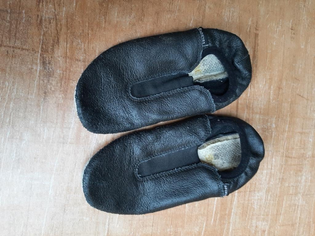 Zwarte Domyos turnschoenen maat 30, Jongen of Meisje, Schoenen, Ophalen of Verzenden, Domyos