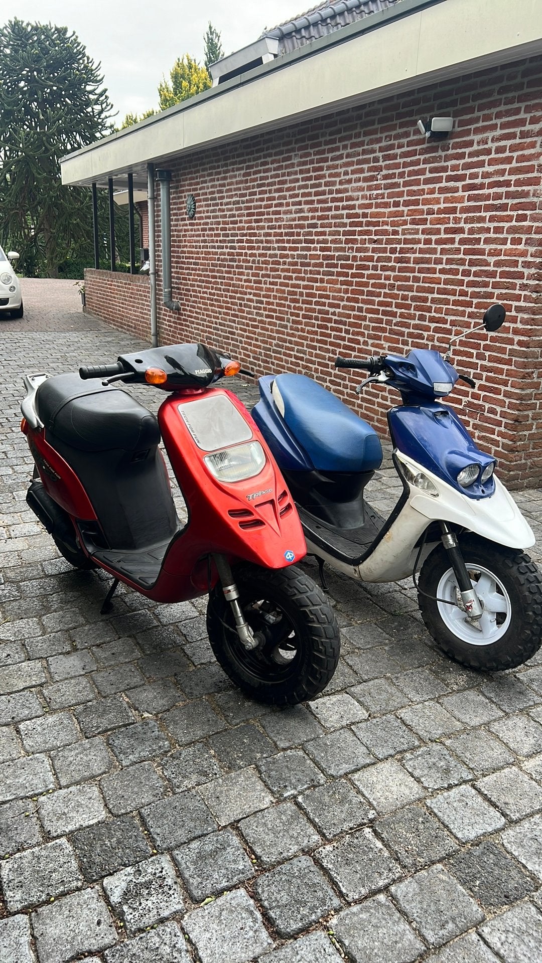 Yamaha bws en piaggio typhoon, Fietsen en Brommers, Scooters | Piaggio, Ophalen, Zo goed als nieuw, Overige modellen