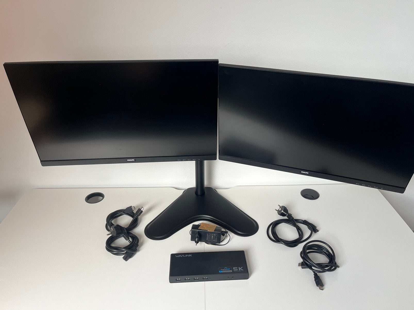 Complete Thuiswerkplek, 2 Monitoren & DisplayLink switch, Computers en Software, HDMI, IPS, Full HD, Zo goed als nieuw