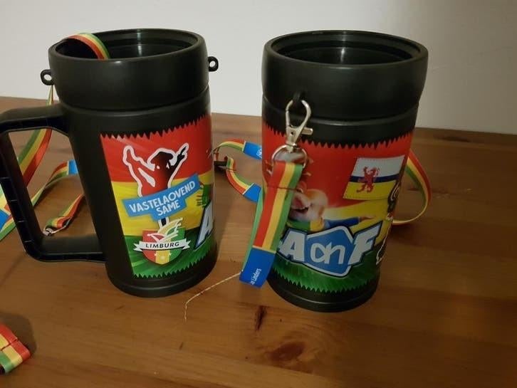Bekerhouder. Voor bij je pak, Ophalen of Verzenden